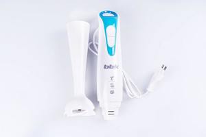 Блендер KBH0405 WHITE/BLUE BBK