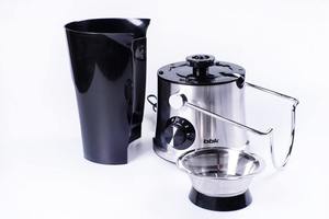 Соковыжималка JC100-H07 BBK