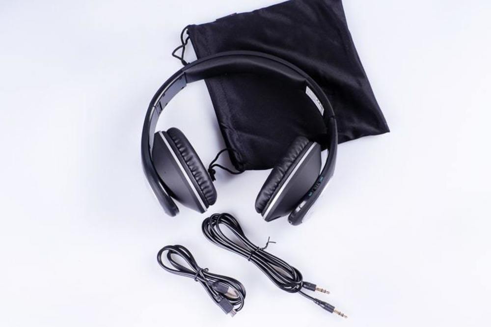 Наушники Genius гарнитура беспроводная HS-935BT Black
