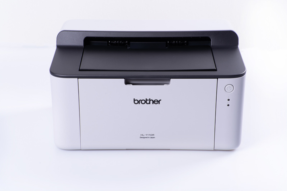 Принтер лазерный Brother HL-1110R бело-черный, лазерный, A4, монохромный, ч.б. 20 стр/мин, печать 24