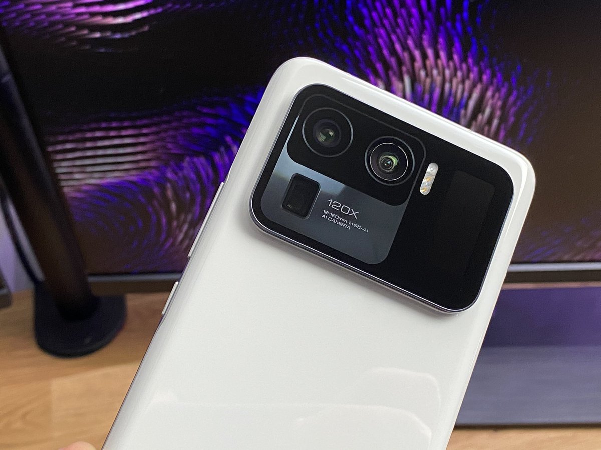 Смартфон Xiaomi Mi 11 Ultra